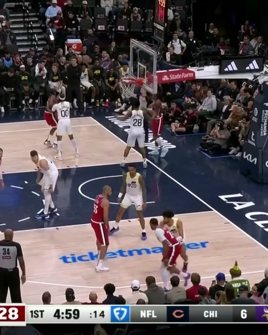 JAMES HARDEN WAS COOKIN’ in the 1st half vs. the Jazz ?