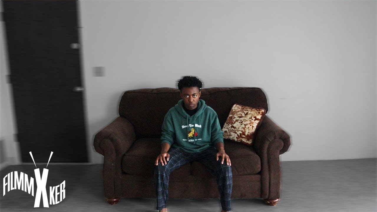 "I LIVE ALONE" | Short Film