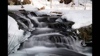 Ice Flow Serenity: Chilled Ambient Music for Deep Relaxation and Meditation