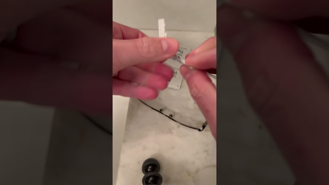 Protection for Your Tech: ZEISS Pre-Moistened Lens Cleaning Wipes