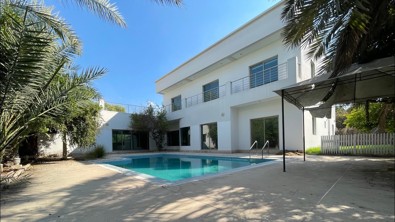 Modern 5 bedroom villa with pool - YouTube