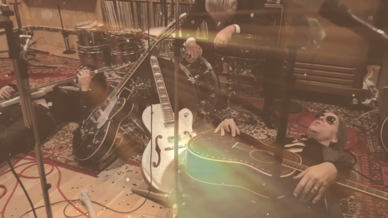 Thomas Negrijn & the Whistleblovers Velsmagende klokker