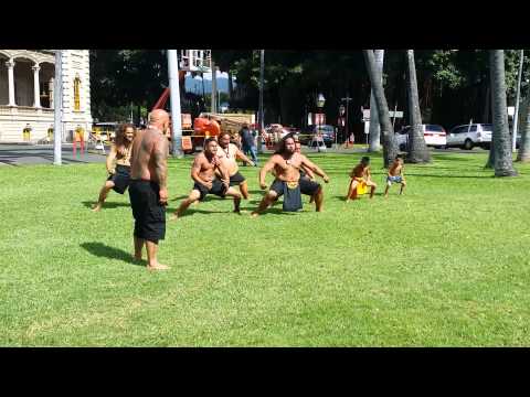Na koa o Atooi I'olani palace)...malama pono