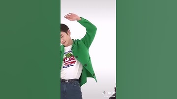 Thumbnail of Taemin's Move but it's SHINee
