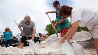 WATCH:Florida Keys residents evacuate amid flooding fears