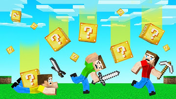 RAINING LUCKY BLOCKS In Hunters Vs Speedrunner! (Minecraft)