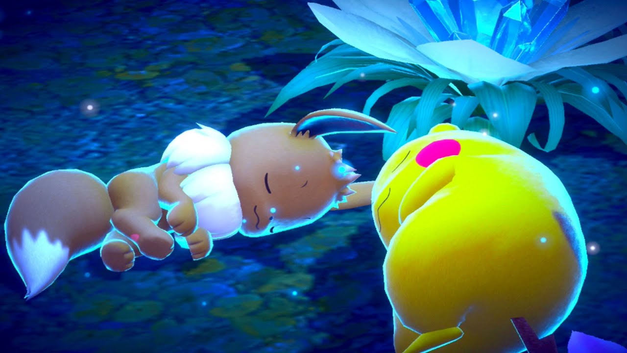 aw Eevee sleeps with... A LOT of Pokemon 😳