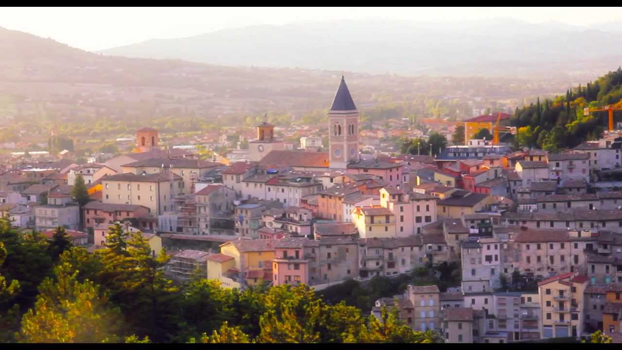 GIOCHI - Colori e clamori di una festa di popolo (Video ufficiale Giochi de le Porte) [Sub Eng]