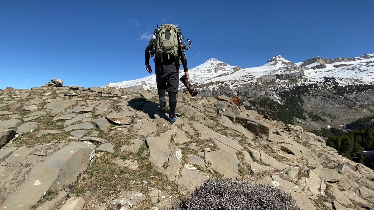 Senderos y rutas en Villanúa