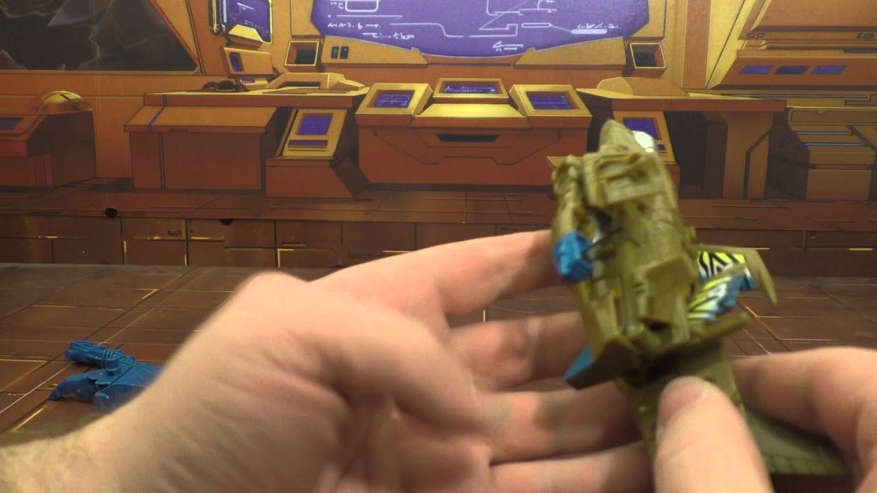 Transformers review Combiner wars G2 Quick Slinger