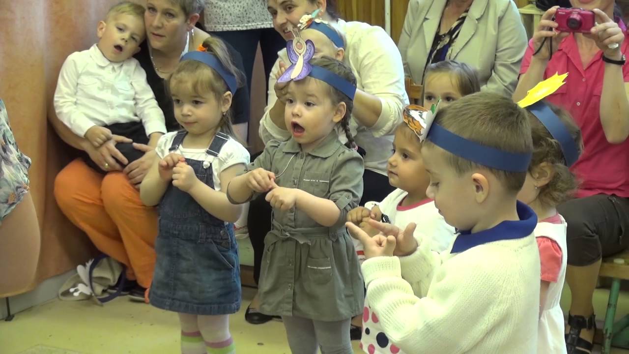 Kurca-parti Óvoda anyák napja - Eszterlánc kiscsoport (2016)