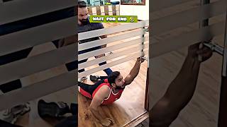 उड़ता Teer le liya आज To😰 #shorts #viralvideo #funnyvideo #explorepage #memes #gym #shortsfeed #short