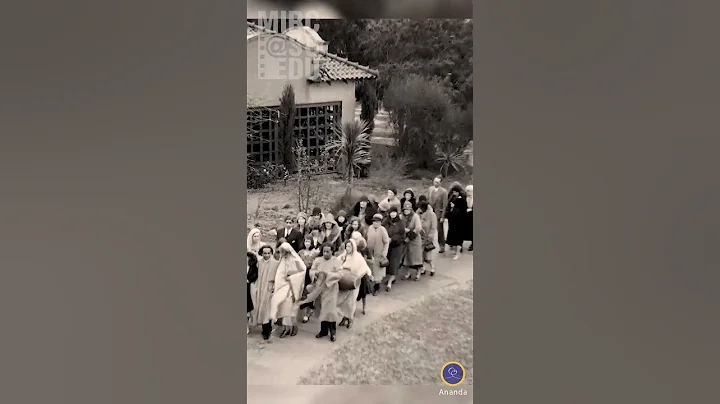 Paramhansa Yogananda:  I Am OM