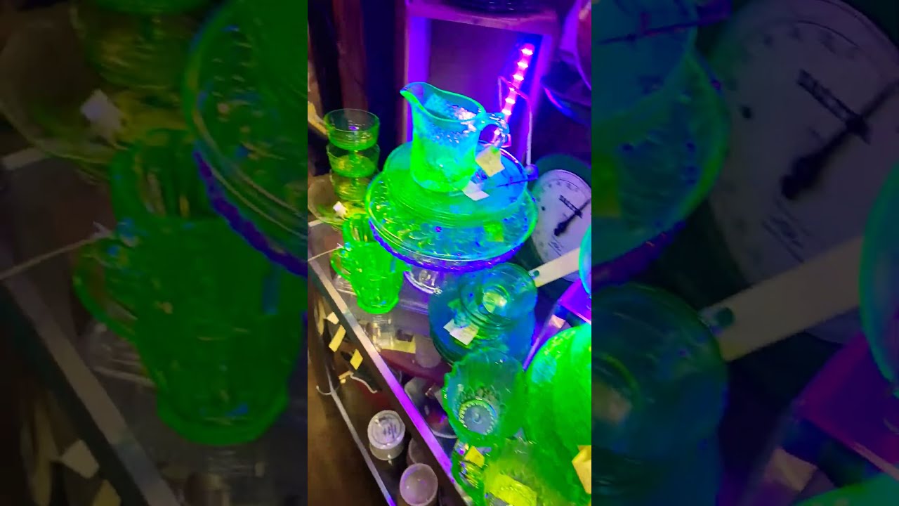 Uranium Federal Glass