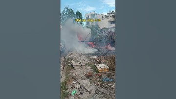 Đốt rác làm lửa lan cháy luôn ô tô #giaothong #baihoccuocsong #chuyenla #kinhnghiemsong #docla