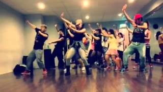 Jazzmine and Chris (from Ragga Flu) reggae/dancehall class
