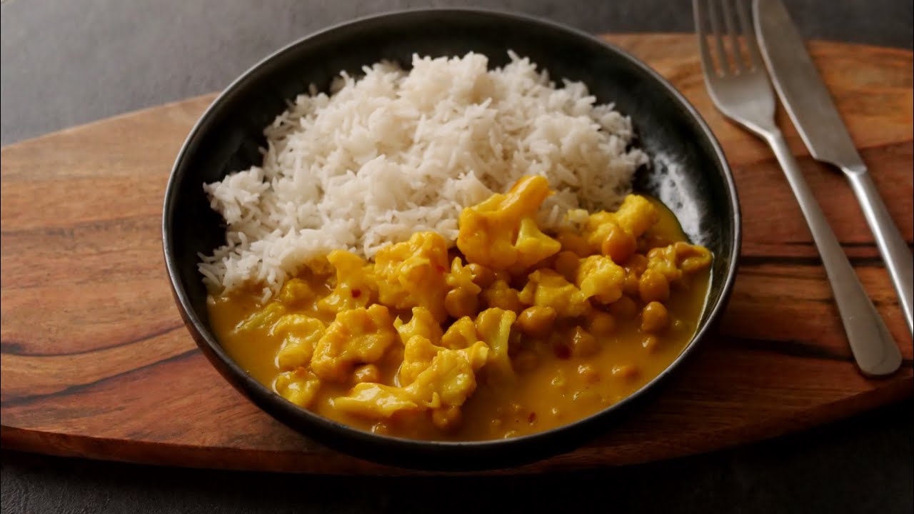 Květákové kari s cizrnou