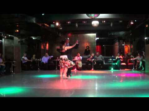 Maria Martinez y Martin Soisa en Milonga El Bulín de Madrid