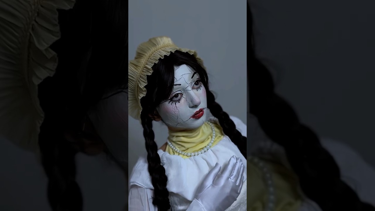 Cracked Doll Makeup 