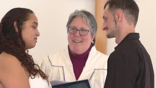 Couples get married for free on Valentine's Day