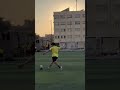 مين يعرف يجيبها من بعد نص الملعب كدة    فرقع  