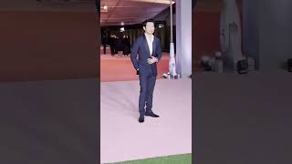 From Marvel Superhero to Red Carpet Star: Simu Liu Stuns at the 2023 Academy Gala