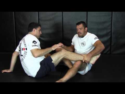 Dean Lister Teaches A Straight Footlock