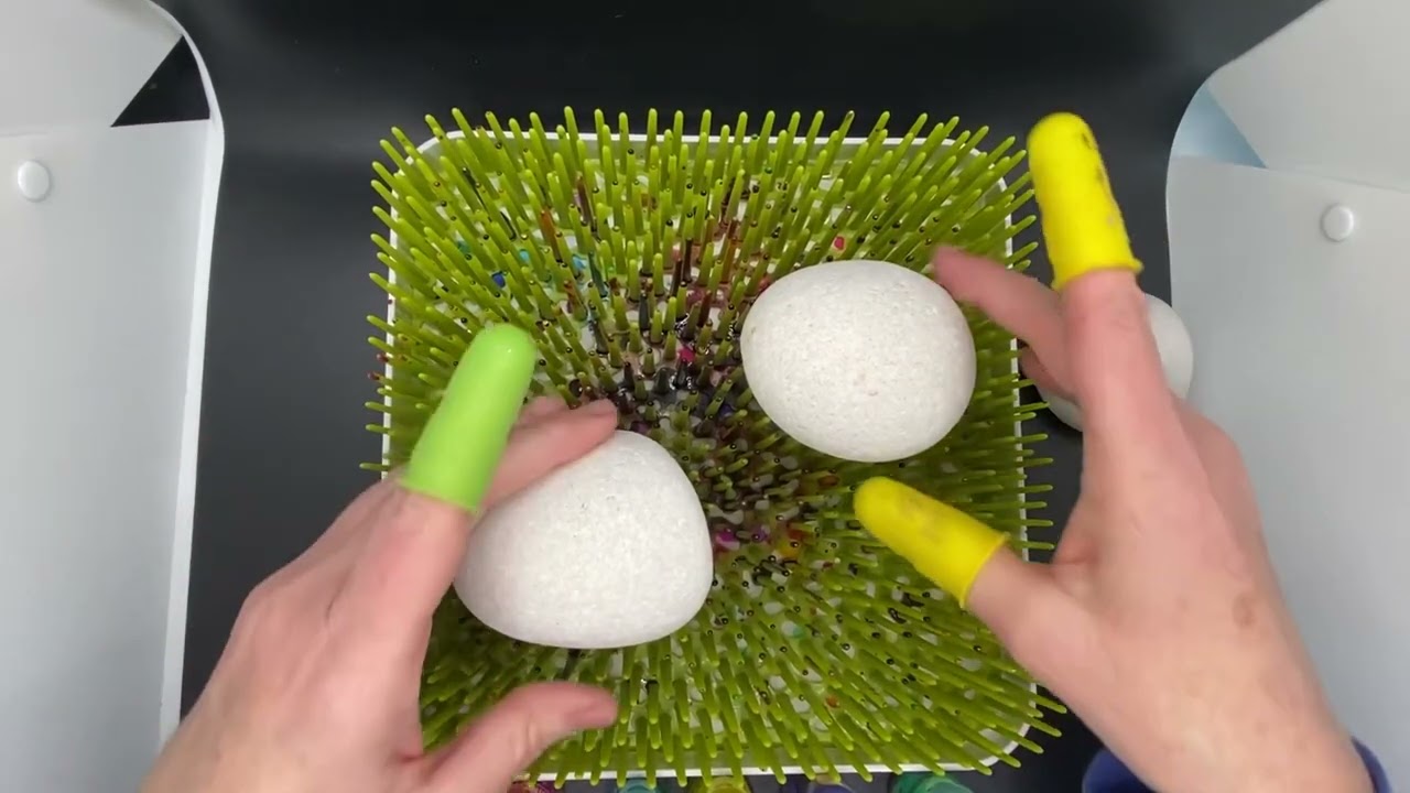 Beginner Alcohol Inks on Rocks.