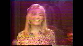 LeAnn Rimes - Talk To Me Plus Interview on Rosie