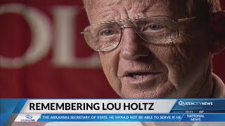 Looking back at coach Lou Holtz' career as succesful coach, motivator