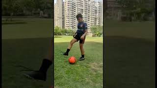 Curl pass tutorial in football ⚽️