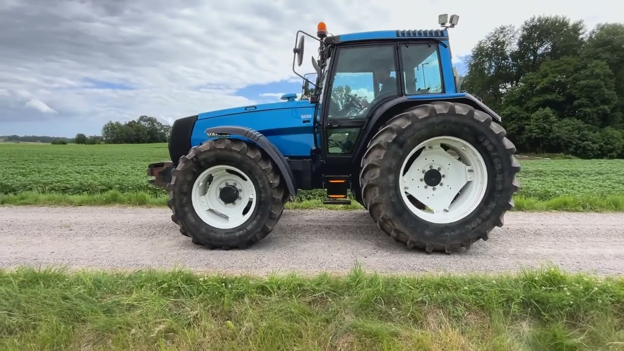 Traktor VALMET 8050