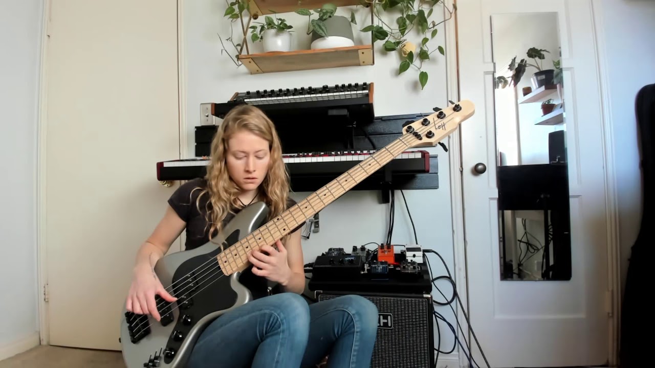 bass jams - Nicole Row (Live On Twitch 1-26-21)