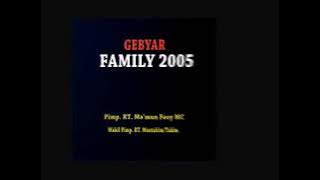 Download lagu FAMILY 2005 - Kepastian - Mimah & Indah