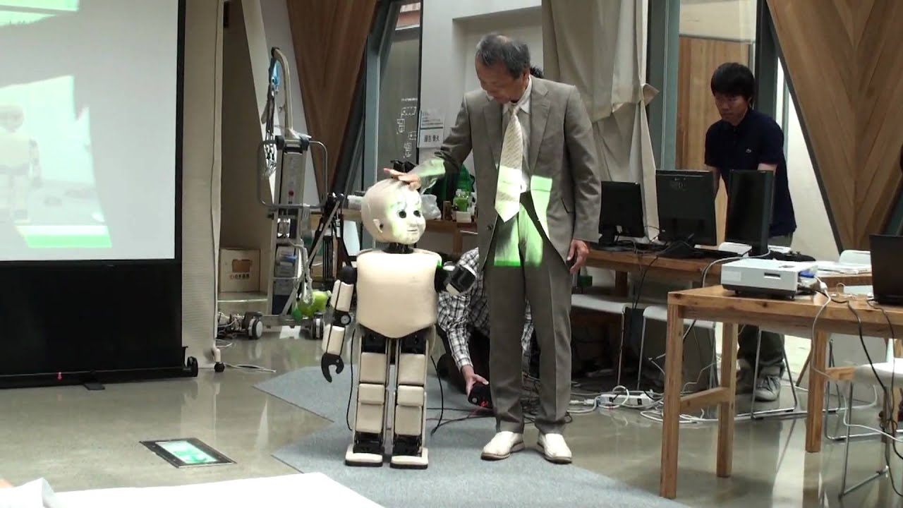 M3-Kindy och Noby - robotbarn