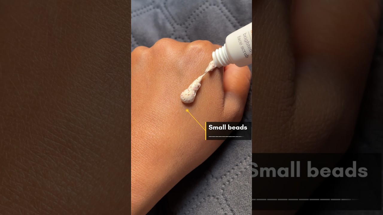 PLUM Chamomile & White tea Brighten-up face scrub review 