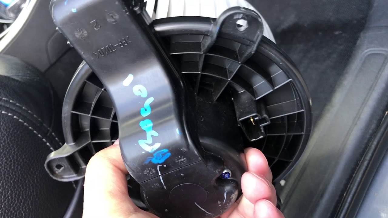 2017 Mitsubishi outlander blower motor replacement YouTube
