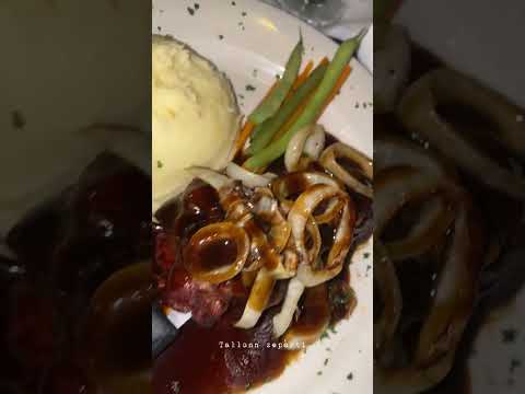 The great steak debate #foodie #steakdebate #steak #tallonnzeparti