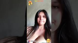 Duh Tante Ini Bikin Penasaran Banget