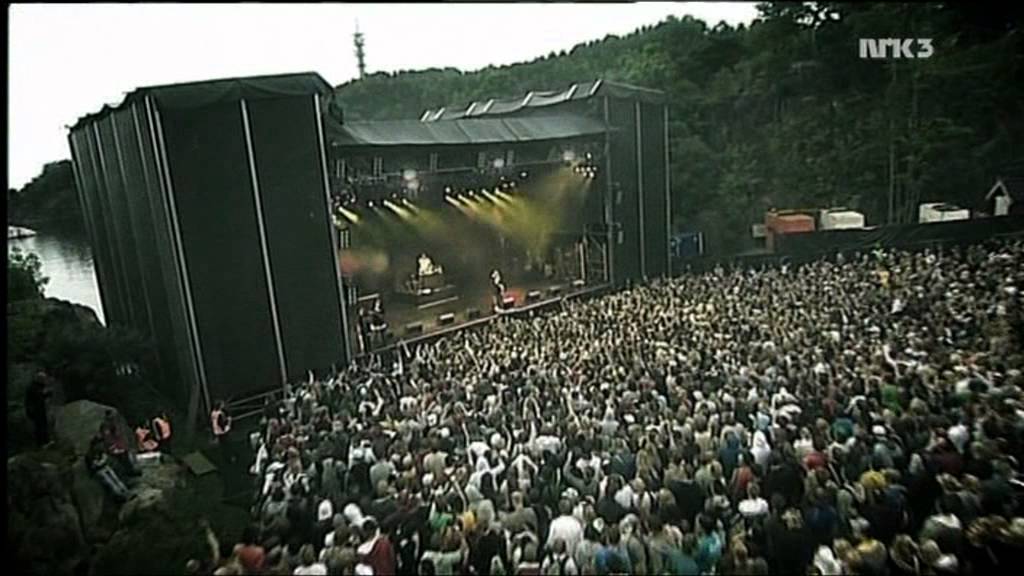 The Game - Hate It Or Love It (Live at Quart festivalen 2005-06-07)