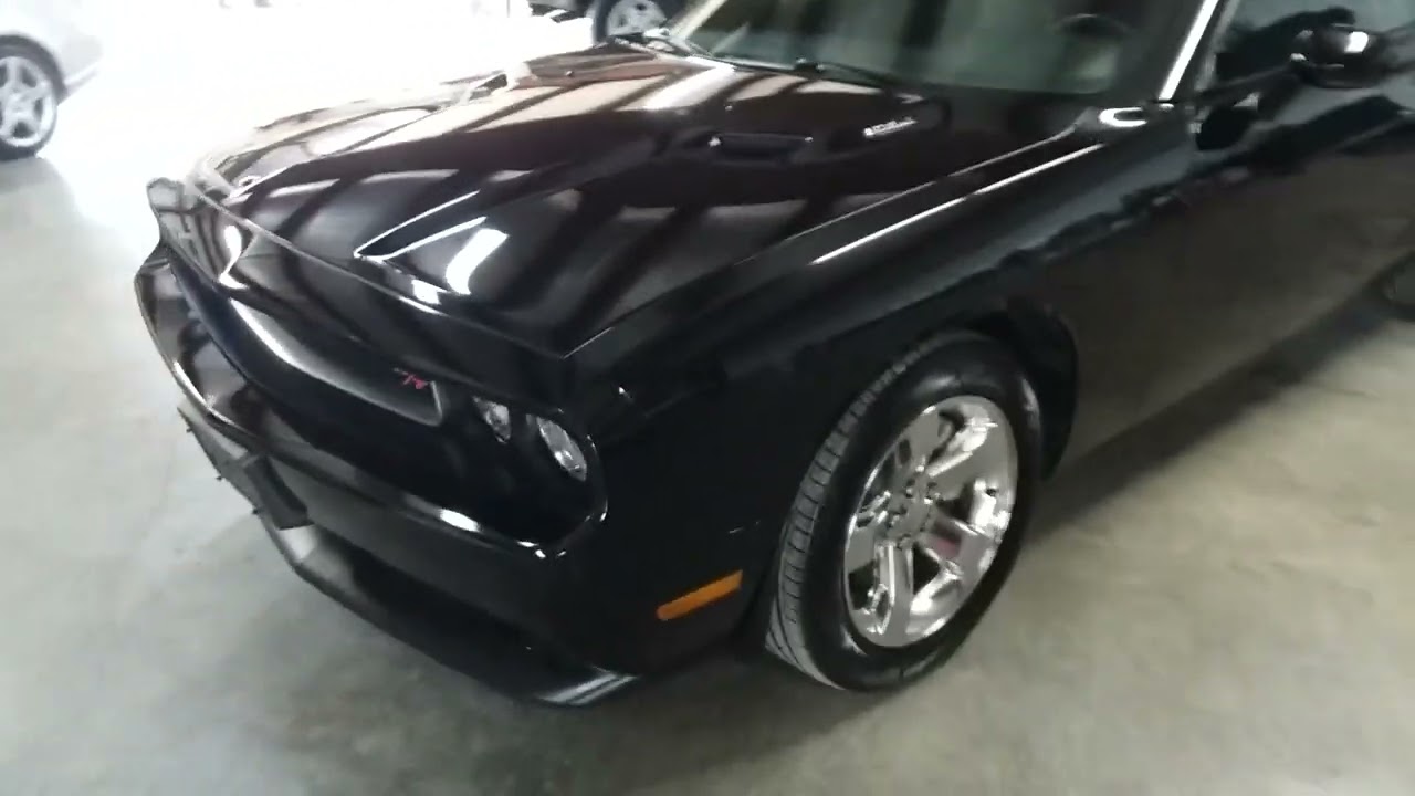 2015 Dodge Challenger R/T Hemi: Black, 104k miles: 4 Sale: $19,995: 