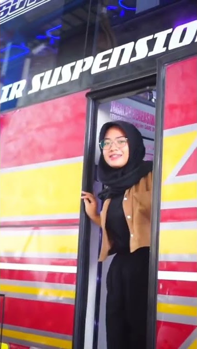 Story wa cinematic bus kiano dan ditemani bersama cewe cantik😅 #virallken #tio_ngrho #Shorts
