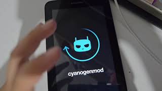 Using The Arguably Worst Ever Custom Rom Existent For The Galaxy Tab 3 Lite