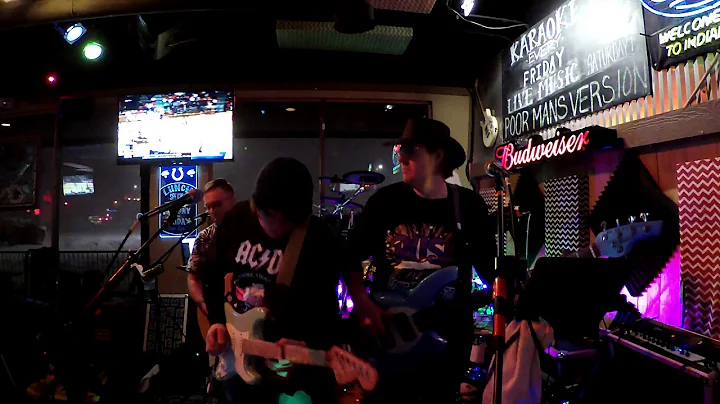 Red House with Special Guest Jon Giddens
