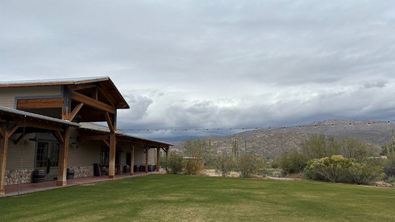 Seth Apter: Setting up in the Barn at Tanque Verde Ranch in Tucson