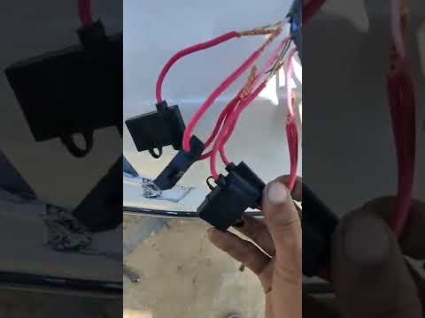 Video: Od čega je napravljena žica osigurača?