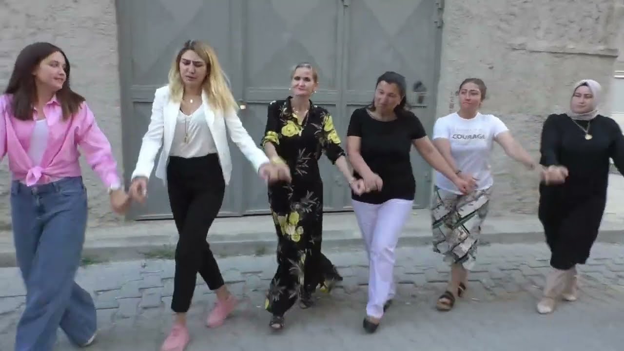 İLKNUR İLE SAMET'in Düğün merasimi-part-2 Kız evi