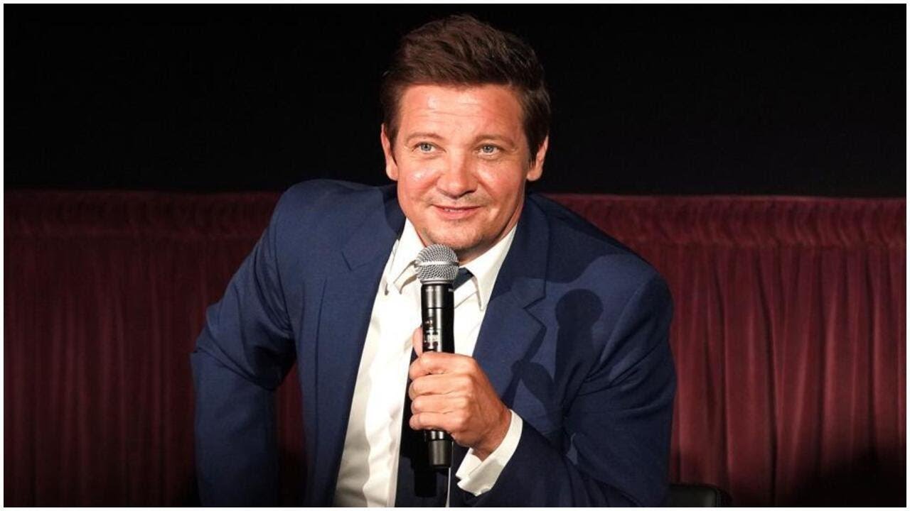 Jeremy Renner Says He'll Keep Snowplow After Accident 'I Just Gotta