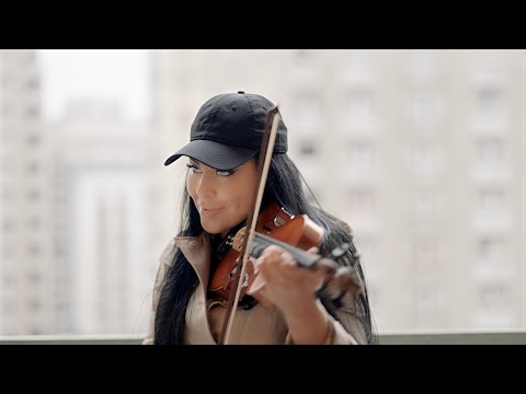 dance-monkey-violin-street-performance-(tones-and-i---cover-cristina-kiseleff)