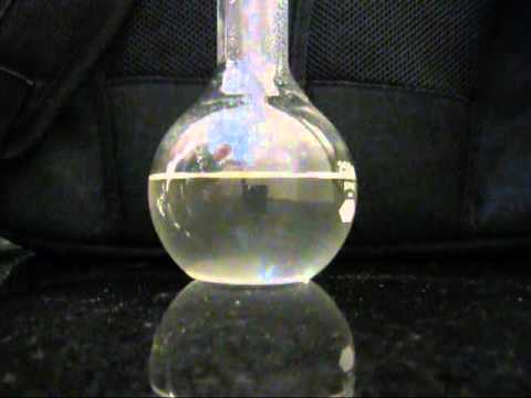 Supersaturated Solution of Sodium Acetate.mp4